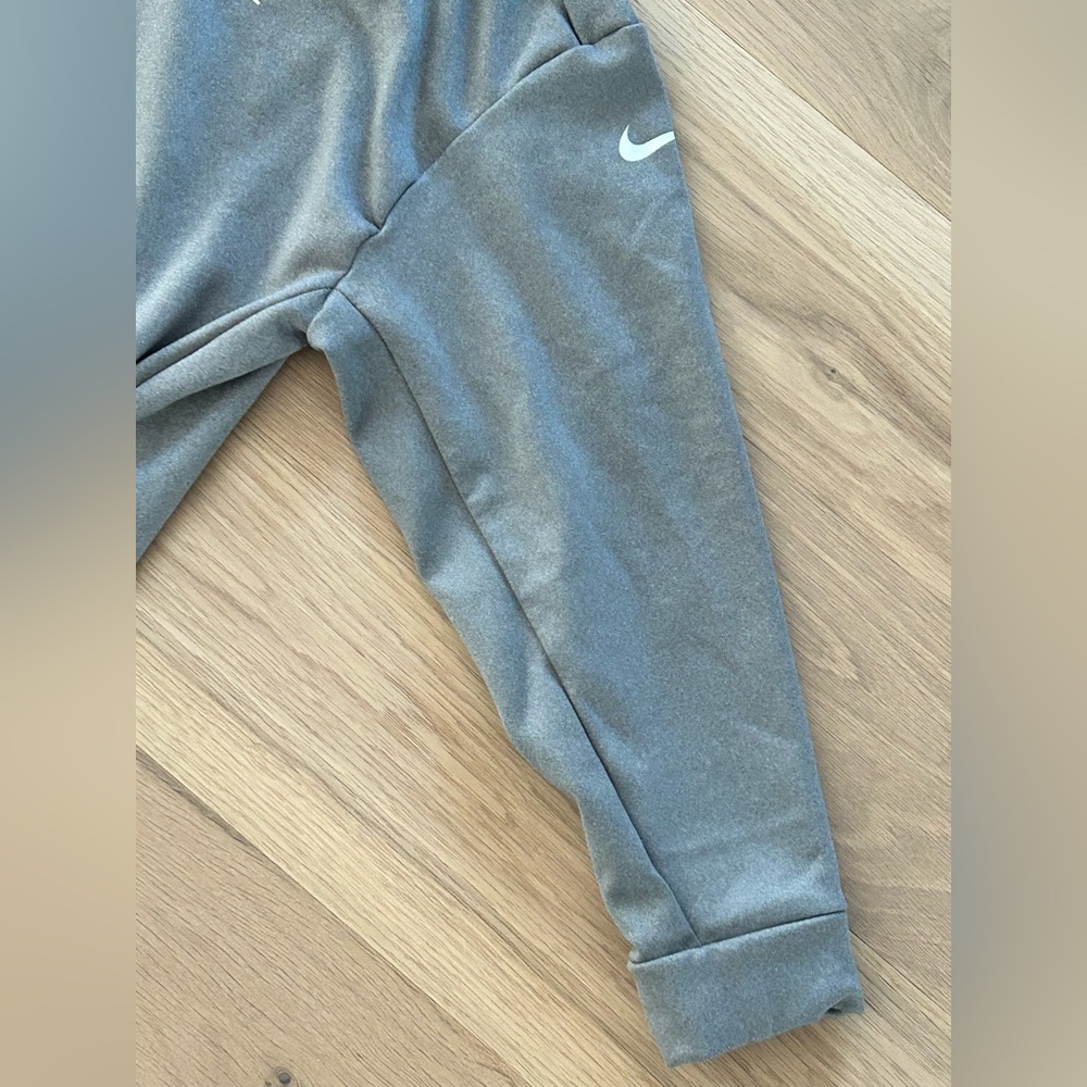 Nike Just Do It Dri Fit Pullover Hooded Sweatshirt - Picture 3 of 4